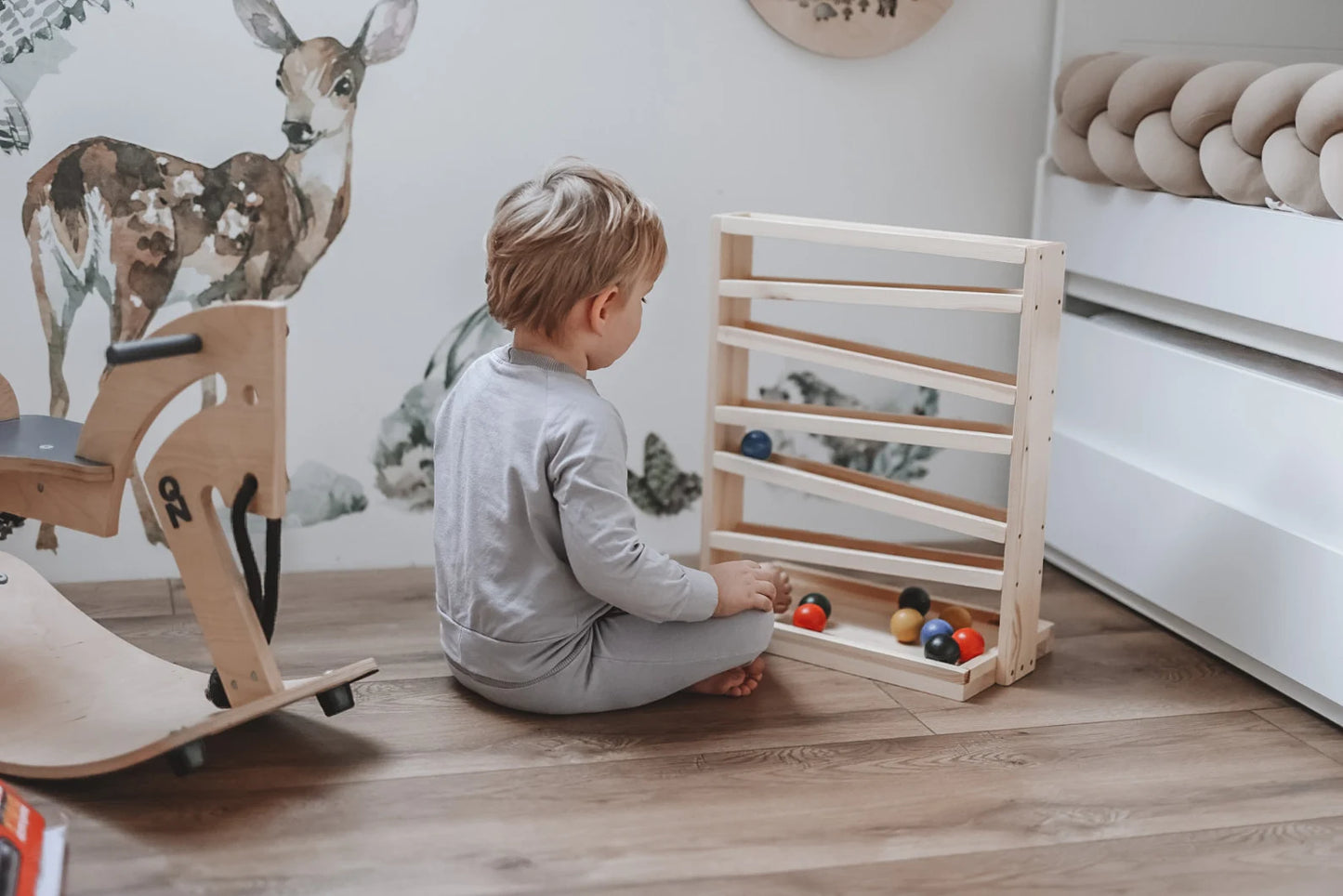 Toboggan à boules en bois Montessori