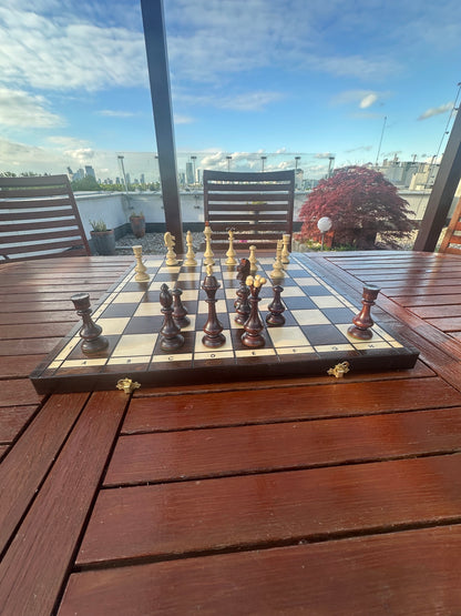 Jeu d'échecs pliable  49x49 Martial en bois – échiquier artisanal élégant