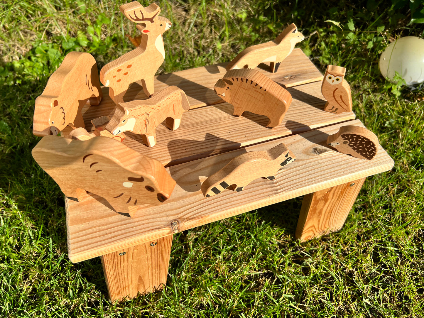 Lot de 10 figurines d’animaux de la forêt en bois artisanales durables