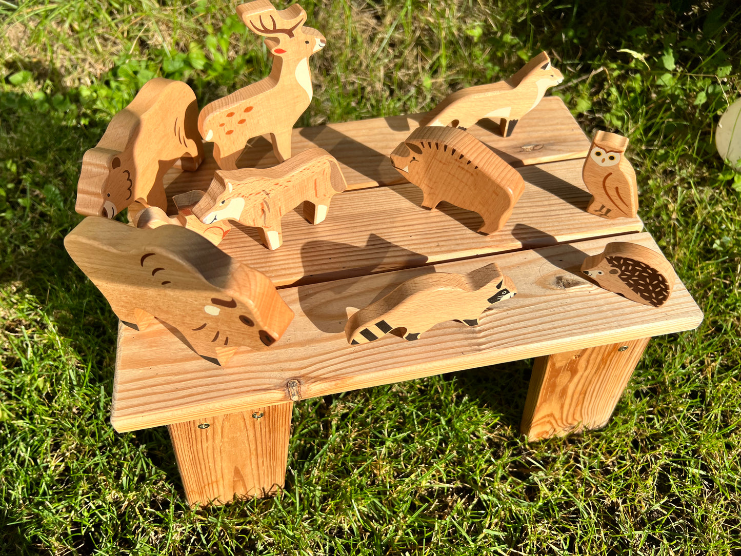 Lot de 10 figurines d’animaux de la forêt en bois artisanales durables