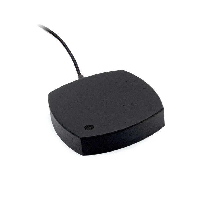 Chargeur sans fil arrondi en bois, chêne noir - La Cabane à Loulous