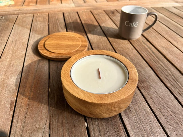Bougie en bois de chêne avec couvercle