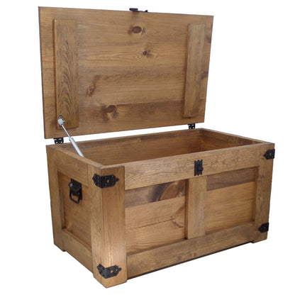 Coffre en bois avec couvercle fait main