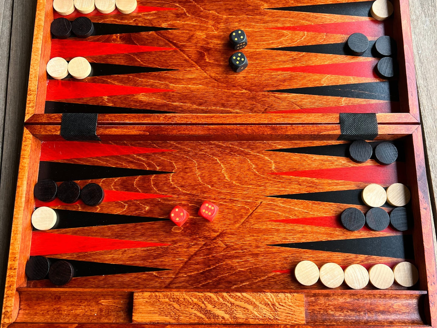 Jeu de Backgammon fait main bois marquété - La Cabane à Loulous