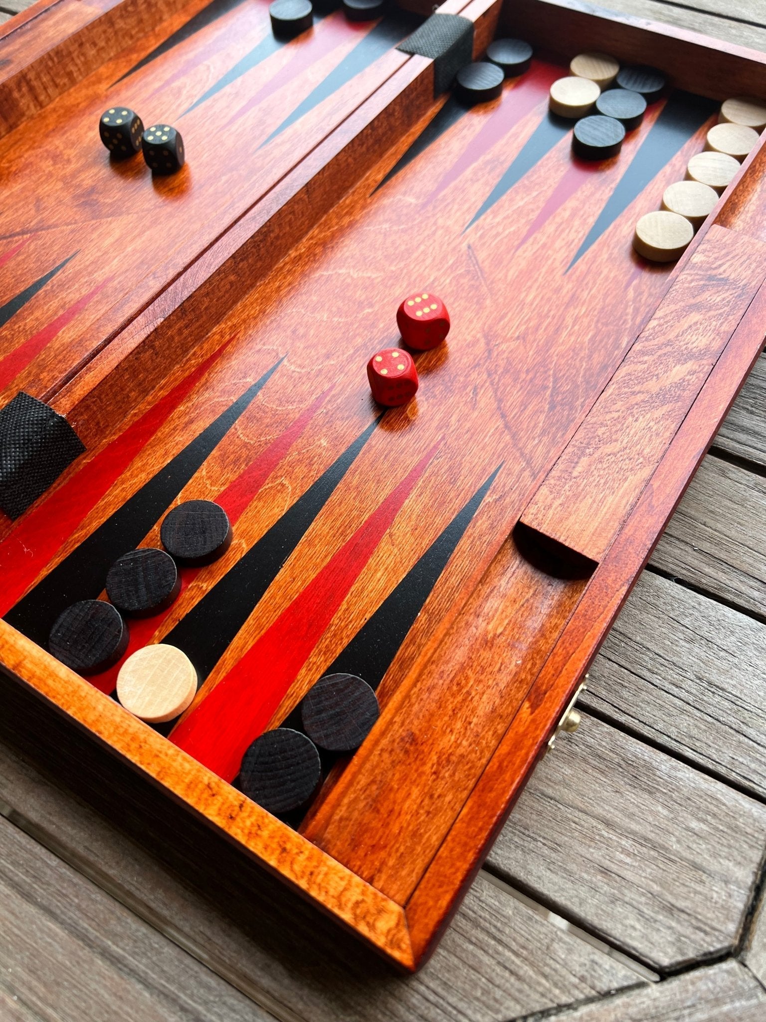 Jeu de Backgammon fait main bois marquété - La Cabane à Loulous