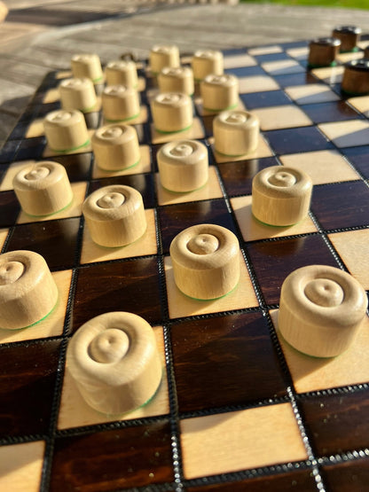 Jeu de Dames pliable en bois – Plateau 40 × 40 cm et pions inclus - La Cabane à Loulous