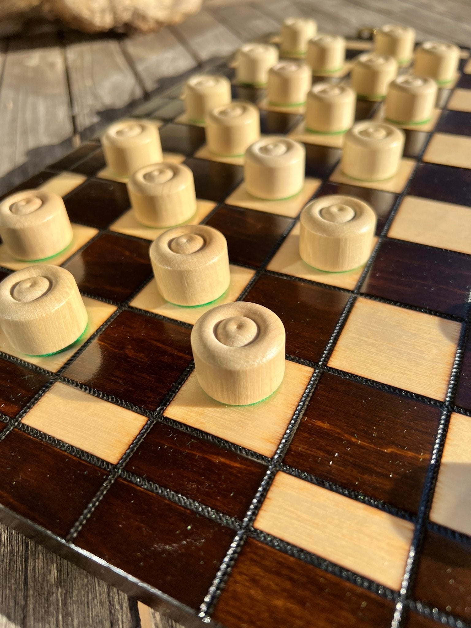 Jeu de Dames pliable en bois – Plateau 40 × 40 cm et pions inclus - La Cabane à Loulous