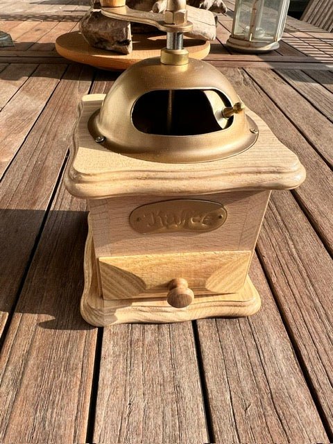 Moulin à Café Manuel en bois fait main - La Cabane à Loulous