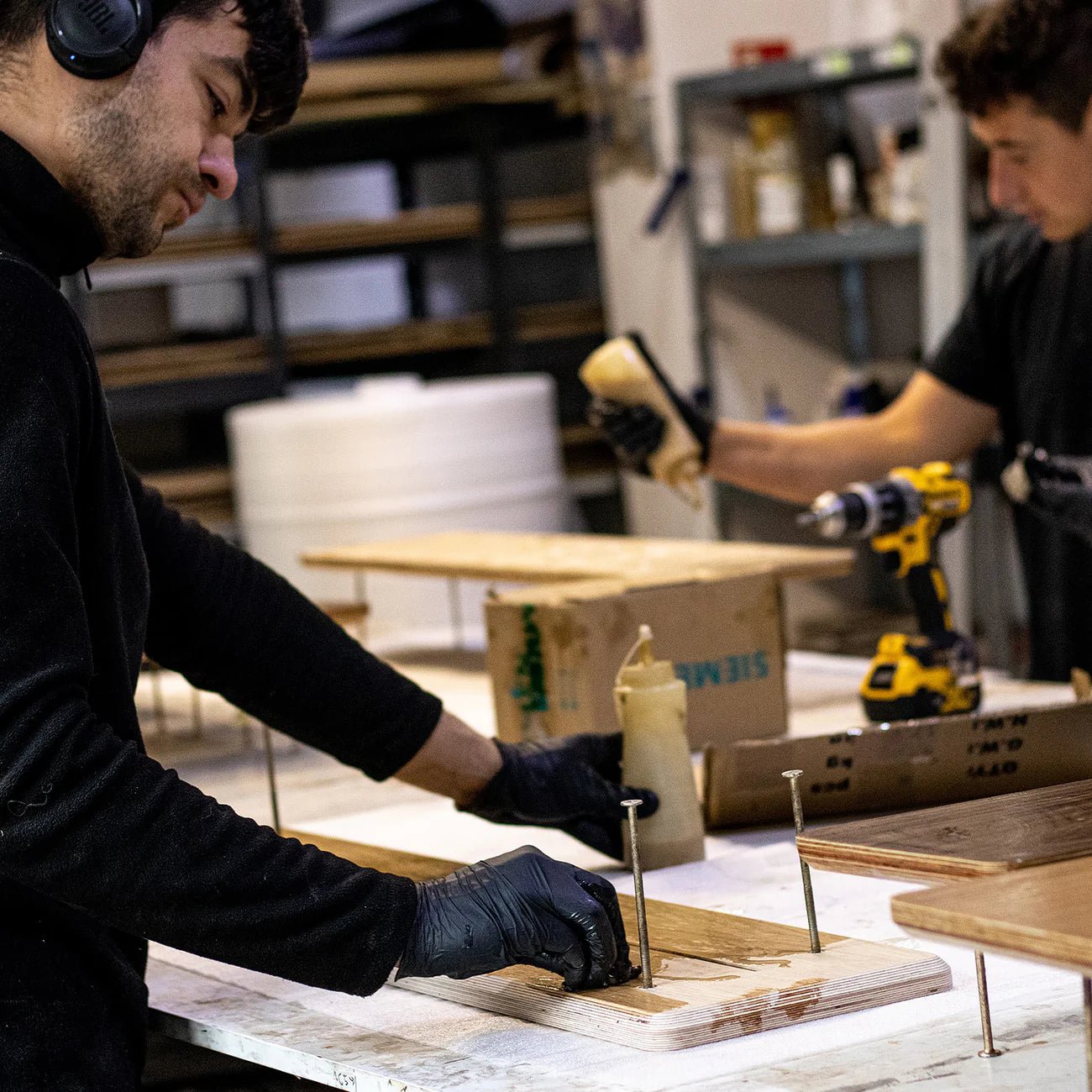 Support 70 cm pour Ecran en bois et Métal - La Cabane à Loulous