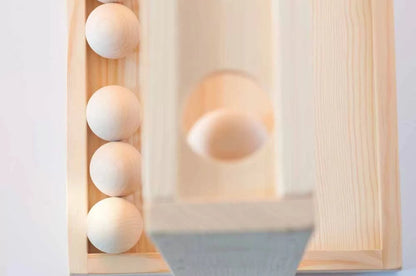 Toboggan à boules en bois Montessori - La Cabane à Loulous