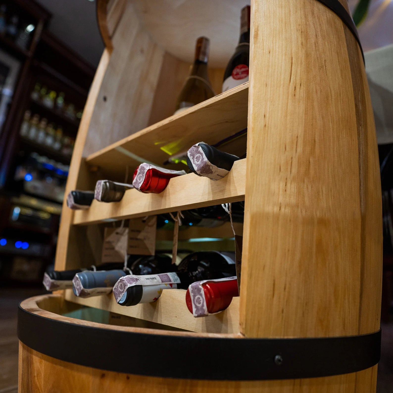 Tonneau Bar Signature LED – Cave à Vin en Bois de Chêne - La Cabane à Loulous